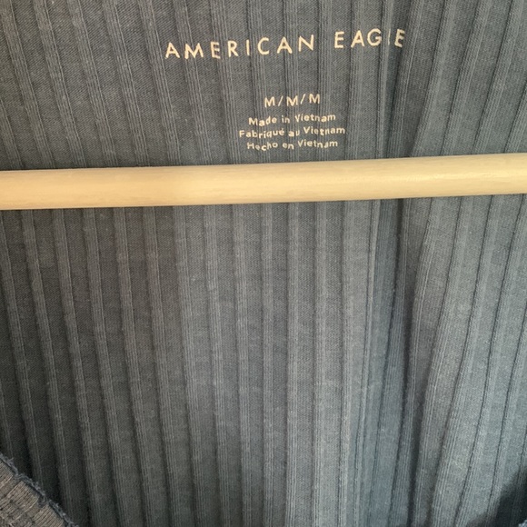 American Eagle TShirt - Picture 3 of 11